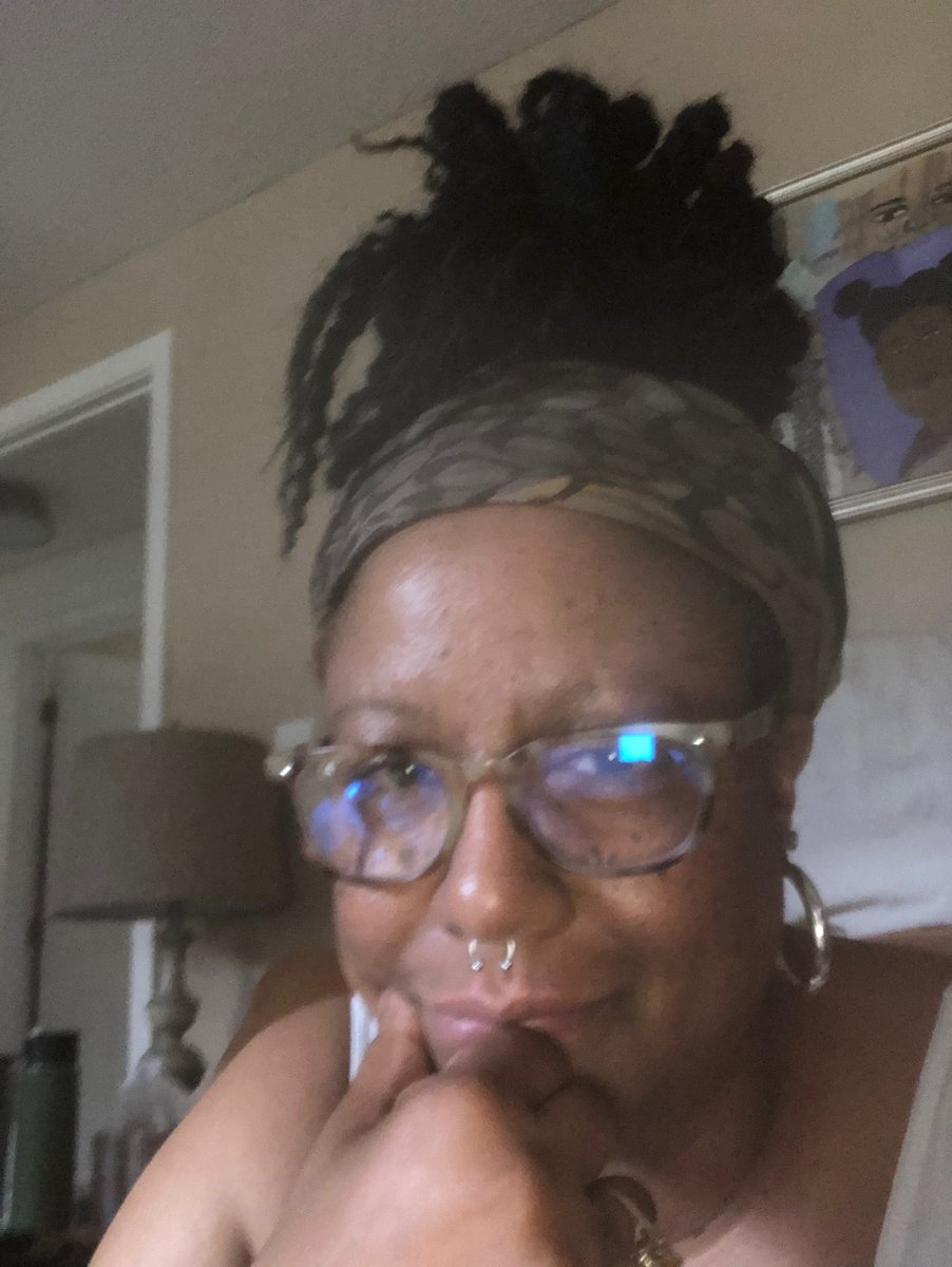 I am getting ready for this evenings’ presentation “Decolonizing nursing: What? Why? How?”  I look busted now, but I going to be look cute later.  
You can still register: 
ucihealth.zoom.us/webinar/regist…