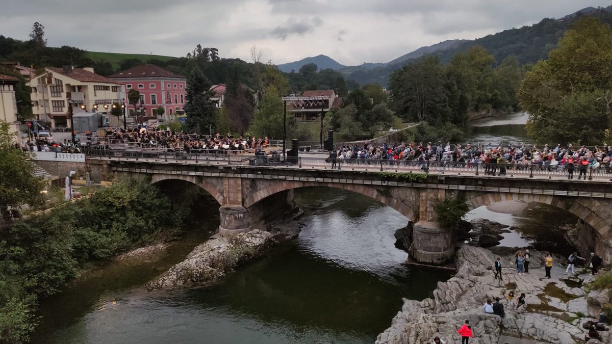 Cangas de Onis tweet media