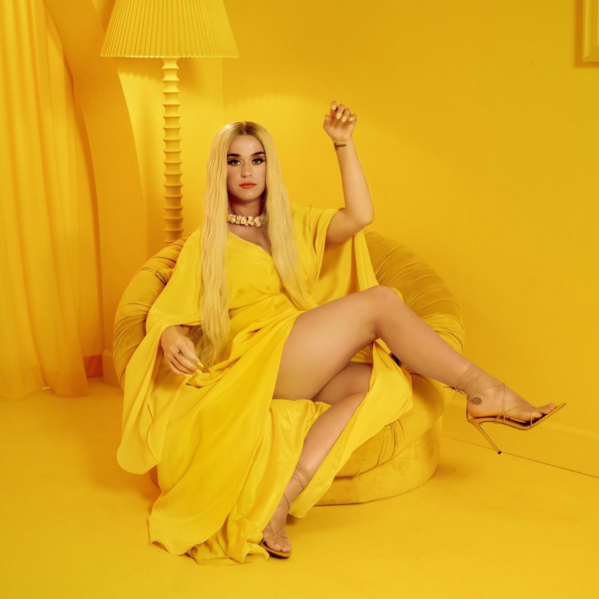 PopBase's tweet photo. Katy Perry stuns for Spotify. https://t.co/d1pP7WLHbY