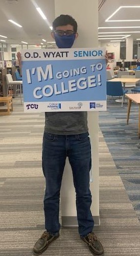 ODWyattFWISD's tweet photo. Congrats to Jay Stewart and Jose Aguilar for being our first two Wyatt students to get accepted into college this school year (2021-2022)!!!! Way to go!!!
#odwyattfwisd #fwisd #collegebound #accepted #goals #wyattnation #wyattgocenter #gocenter #classof2022 https://t.co/nPHNeH427B