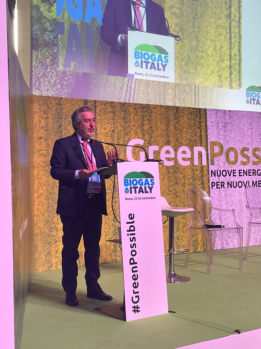 frabattistoni's tweet photo. Oggi sono intervenuto al CIB biogas Italy per sostenere l'importanza del biometano in agricoltura.
Si tratta di investimenti mirati atti a ridurre le emissioni di Co2 nei settori zootecnico e agricolo per arrivare entro il 2050 alla neutralità climatica.
#GreenPossible https://t.co/UUu19MvWrP