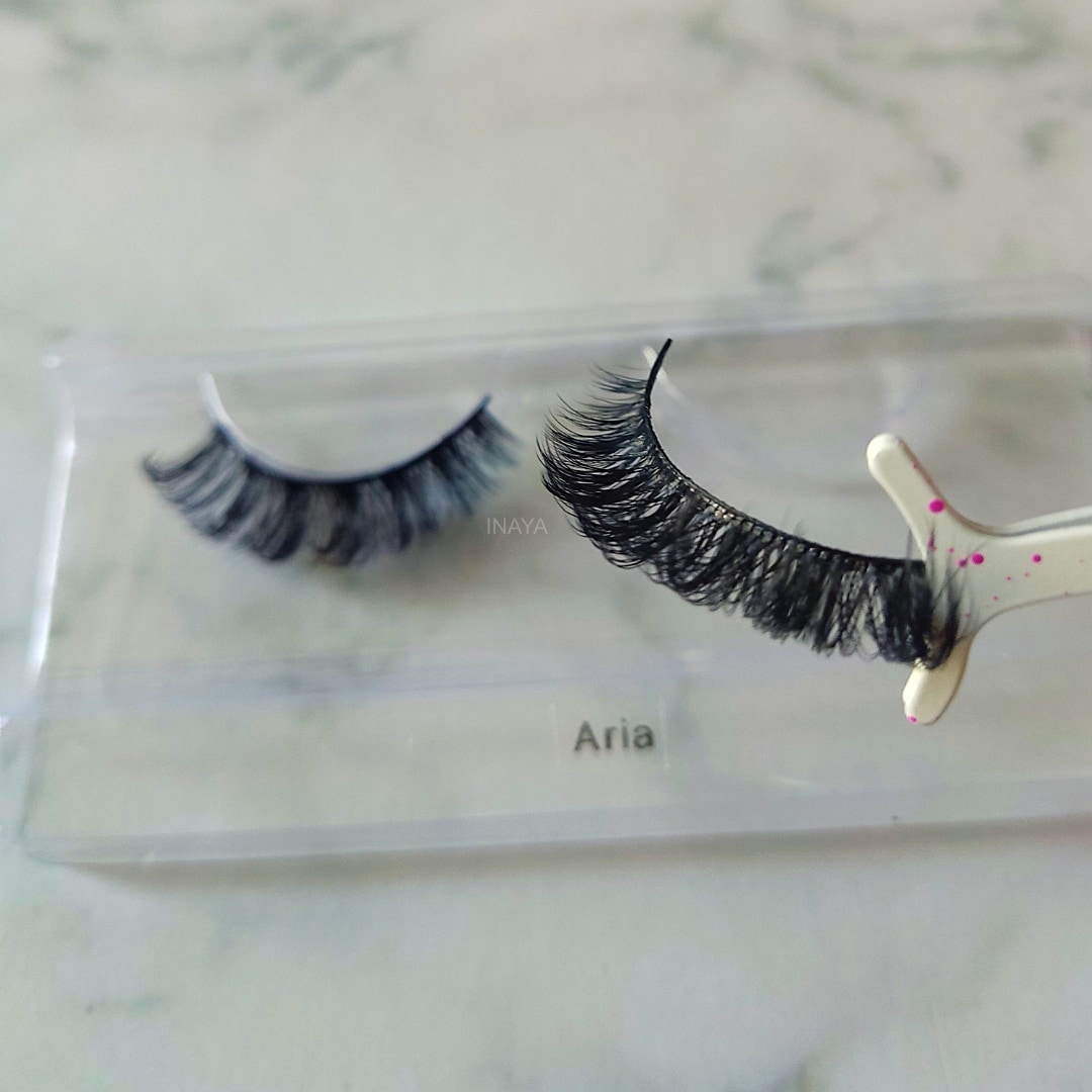 Inayalashes's tweet photo. How gorgeous is our new style Aria lashes? Exactly like extensions but these you can take off and they won't hurt your bank๐๐ https://t.co/EiXosCQB7m #lashes #inayalashes #makeup #russianextensions https://t.co/y2vHHlCbcx