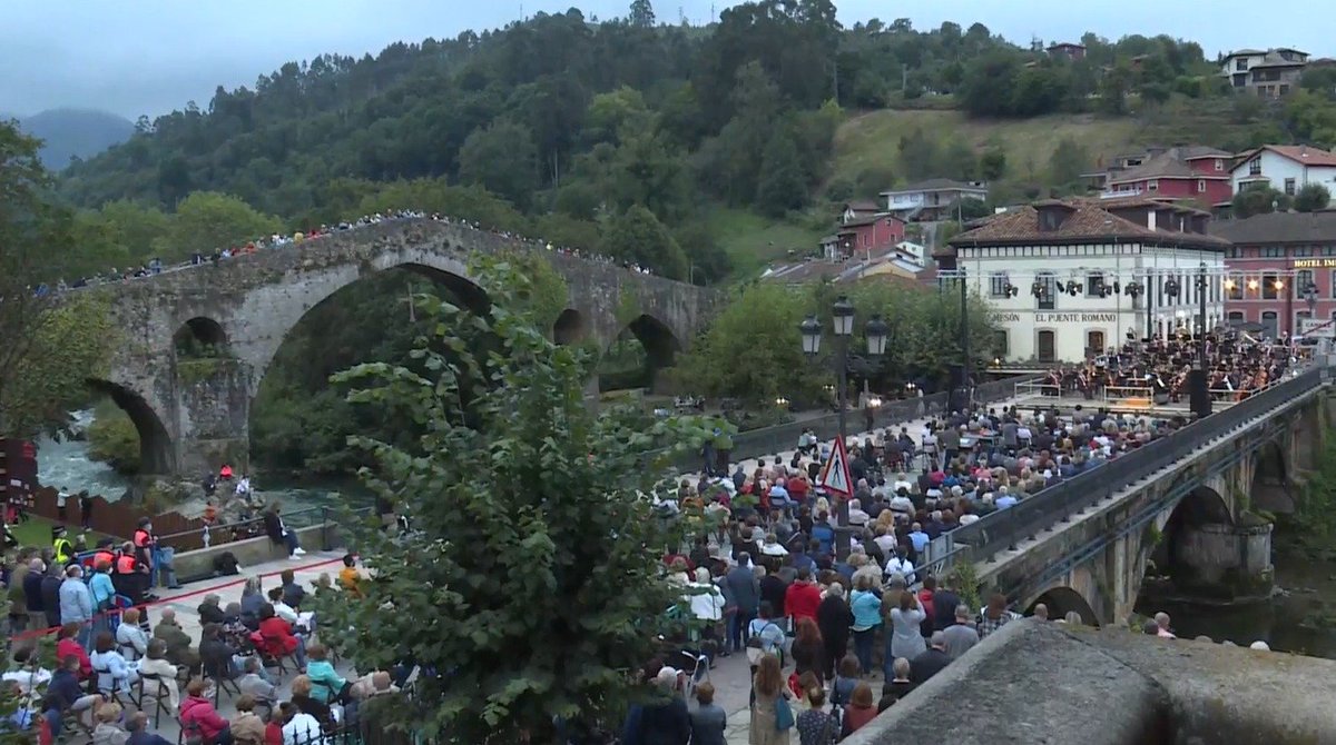 Cangas de Onis tweet media