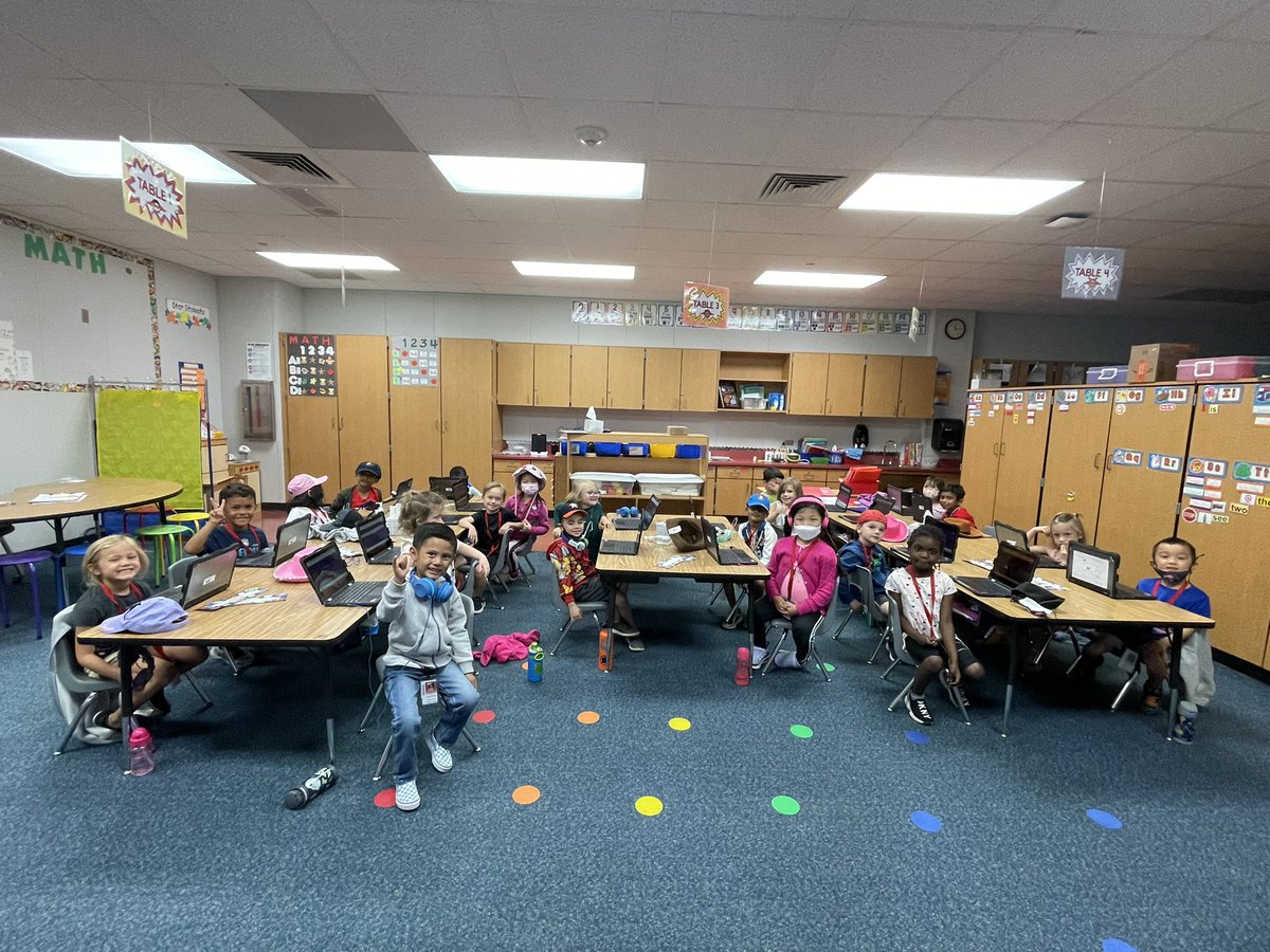 vhopperkinder's tweet photo. We had so much fun doing our first Kahoot! https://t.co/iXvaHb7kYb