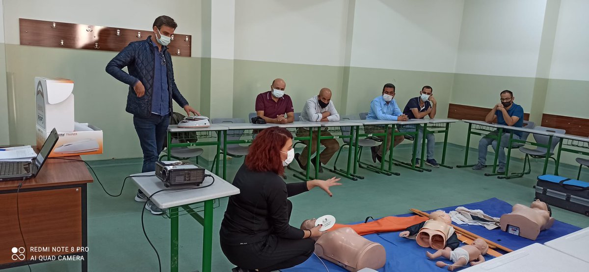1000Agr's tweet photo. Ağrı İlkyardım Merkezinde, “1000 Okul Projesi”kapsamındaki okullarımıza yönelik  uygulamalı ilk yardım eğitimlerimize devam ediyoruz. @agrimem @hasan_kokrek @1000Agr https://t.co/rwL0k4r2Fv