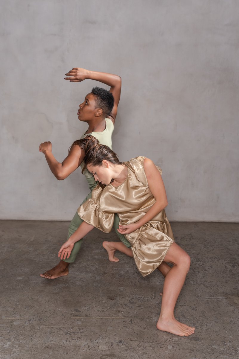 MashUp Contemporary tweet media