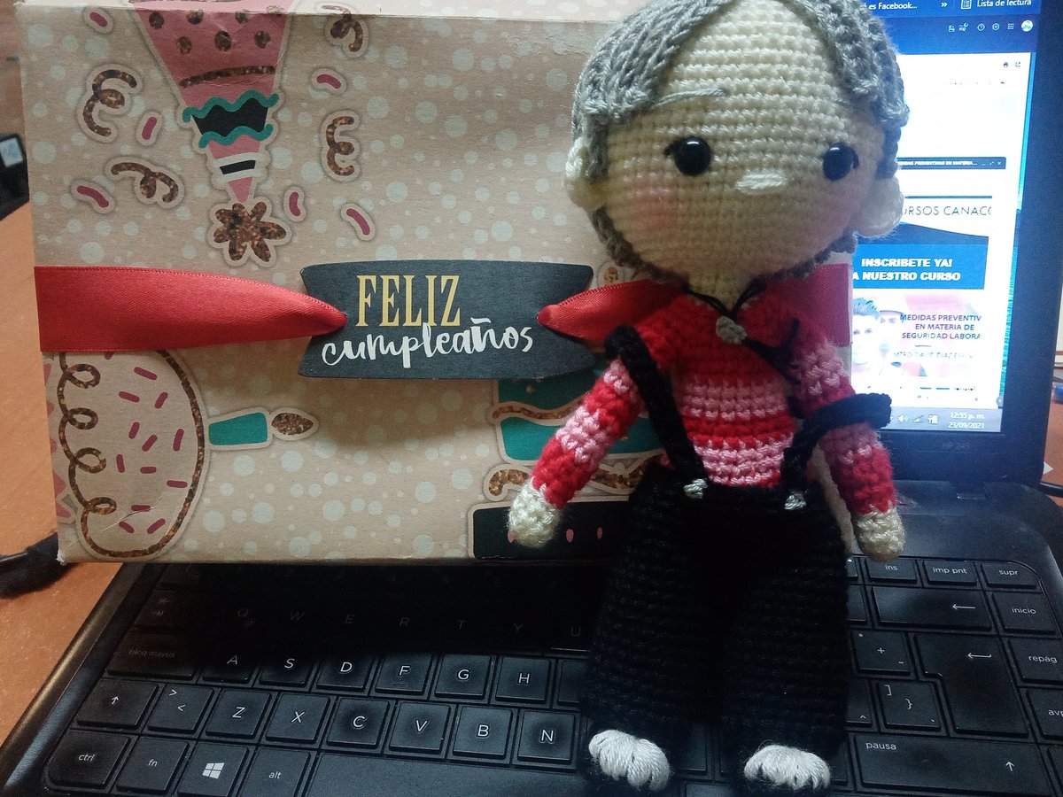 Bkorecix's tweet photo. a cabo de recibir el regalo más hermoso que pudieran darme 😭❤️
@hunicix Muchas gracias por tan maravilloso obsequio ❤️💜
#CIX #FIX #배진영 #baejinyoung https://t.co/tfsA86B8Va