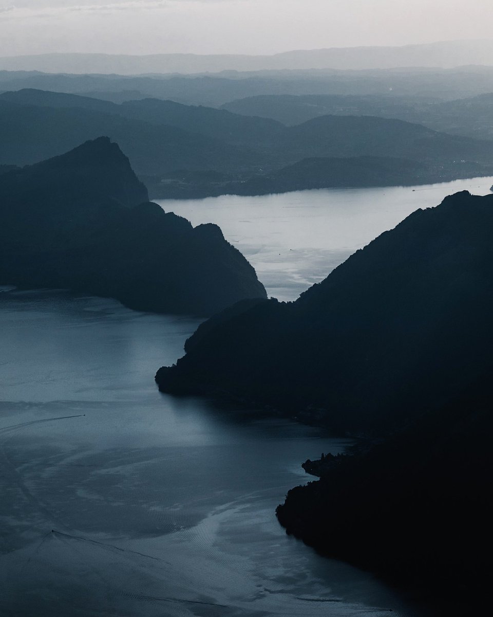 sjoerdbracke's tweet photo. When you spot the boats and realize what the scale of this landscape is.. 🤩 https://t.co/0Prm42QVmb