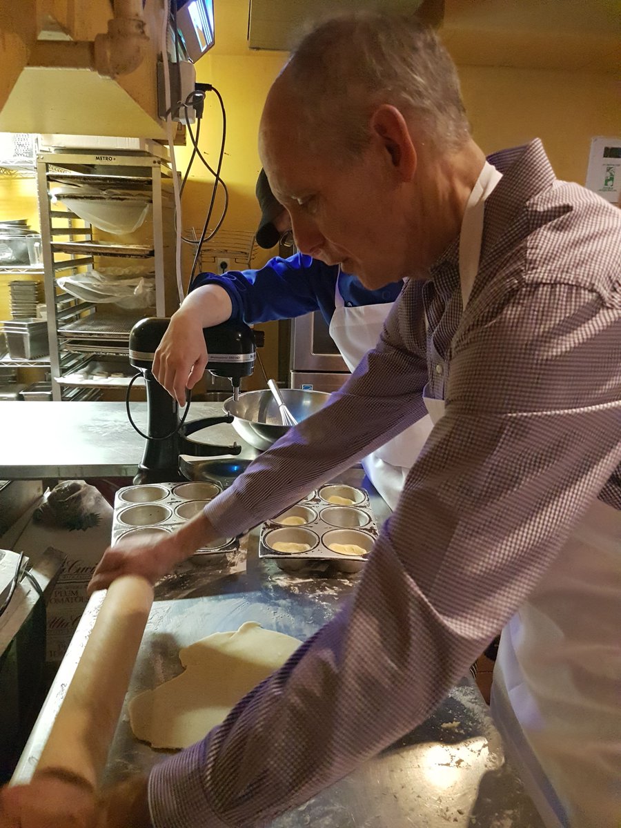 ristoparadiso's tweet photo. #ThrowbackThursday We miss our #CookingStudio classes!
While our kitchen remains closed for visitors 😉 our dining room is OPEN! 7 days a week 12pm - 9pm for lunch and dinner & YES we still have #takeout!
https://t.co/MjaYTdlA9a
#ParadisoFresh #supportlocal #TakeOuttoHelpOut https://t.co/WAteTxoOox