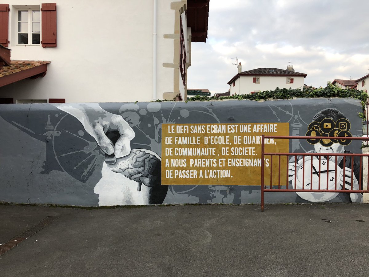 Laboratoire des Initiatives Enseignement Catho tweet media