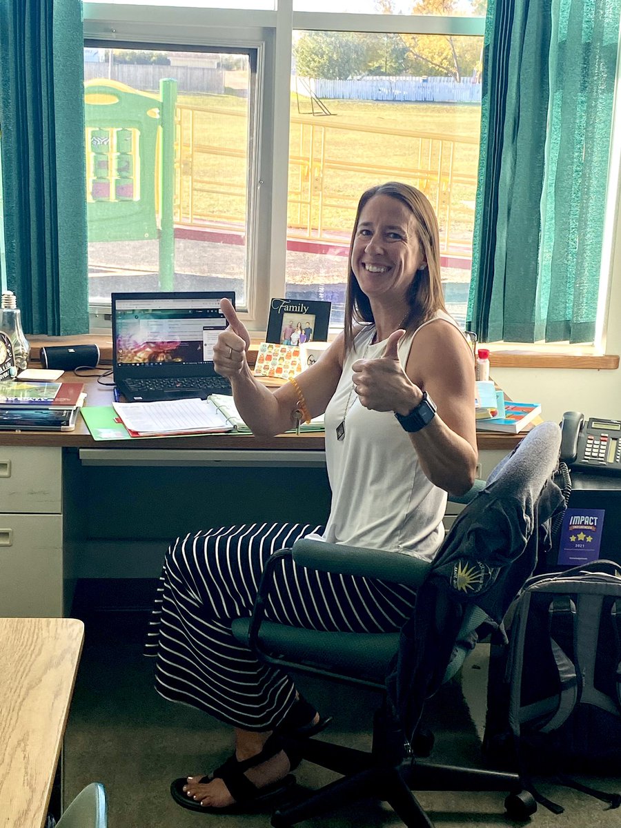 ShauneBeatty's tweet photo. @GSSD204 Digital Learning School in action. Thank you to our dedicated teachers delivering through this medium. #DLinACTION https://t.co/jhEUtospxo
