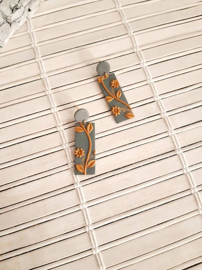 ChicGeorgette's tweet photo. Excited to share the latest addition to my #etsy shop: Clay Earrings #Japanese Style, Statement Earrings, #gold #Leafs Earrings, Polymer Clay Earrings, Girlfriend #Gift https://t.co/oT1bJ02GPJ https://t.co/47snkiu1nh