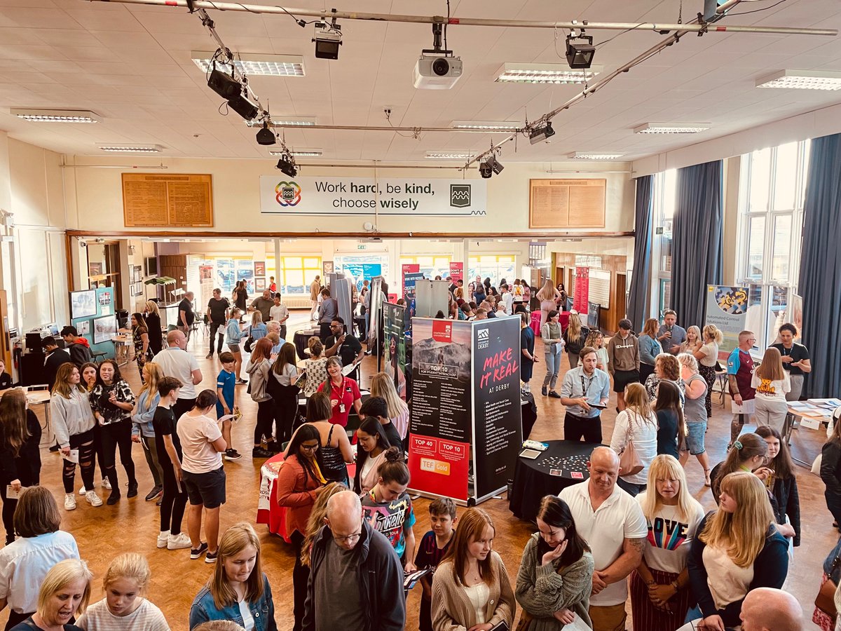 deferrers's tweet photo. Trent campus update! CAREERS FAIR SUCCESS! 
30+ exhibitors and over 700 people through the door for this fantastic event for students and families! #choosewisely https://t.co/9pdJqiYCjm