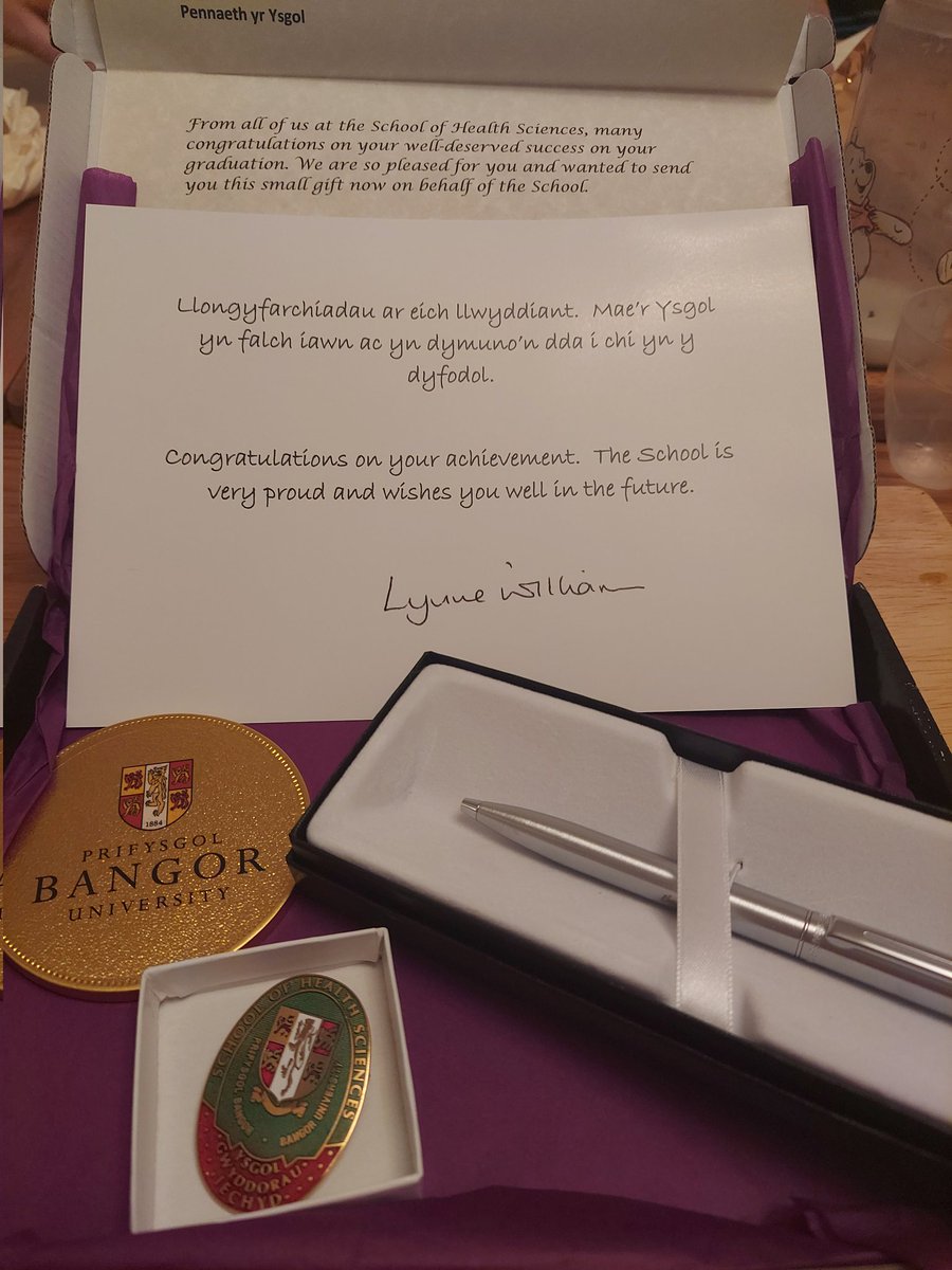 Received this in the post from @SHSBangor with a personal message signed by @lynneolyn what a lovely surprise, thank you @NyreeHulme and look forward to seeing you at graduation in the near future 😀