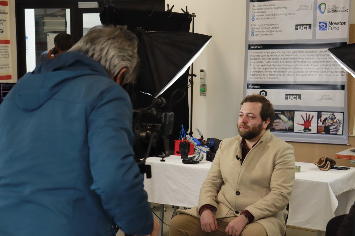 cacifuentesg's tweet photo. Great opportunity to present our soft-robotics developments for hand 🦾 assistance and rehab #PrExHandProject to the audience in the USA and LatinAmerica @Univision 

@MarcelaMuneraR @H_Wurdemann @mehran_moazen @uclrobotics @orionramos @CBECIJG @Escuelaing @RAEngGlobal @RAEngNews https://t.co/PoOqkGBeAv