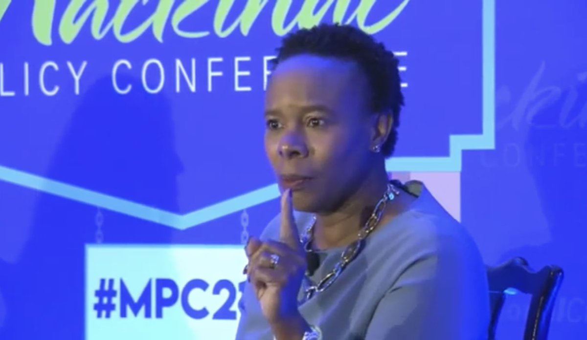 MIChronicle's tweet photo. From Mackinac Policy: Companies Giving ‘Lip Service’ on Diversity and Equity
"If I look on Linkedin one more time and I see another black person take another diversity job, I'm going to scream." Full story >>> https://t.co/h3xLXKV6L6
#MPC21 https://t.co/dgEgAm1Hpv