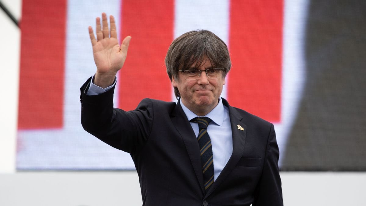 arnau_llambrich's tweet photo. PUIGDEMONT EL NOSTE PRESIDENT! 

El líder de l’independentisme català, molta força MHP, estem al teu costat!!!! https://t.co/ofUxtUk8nl