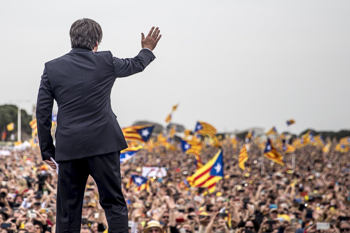 arnau_llambrich's tweet photo. PUIGDEMONT EL NOSTE PRESIDENT! 

El líder de l’independentisme català, molta força MHP, estem al teu costat!!!! https://t.co/ofUxtUk8nl