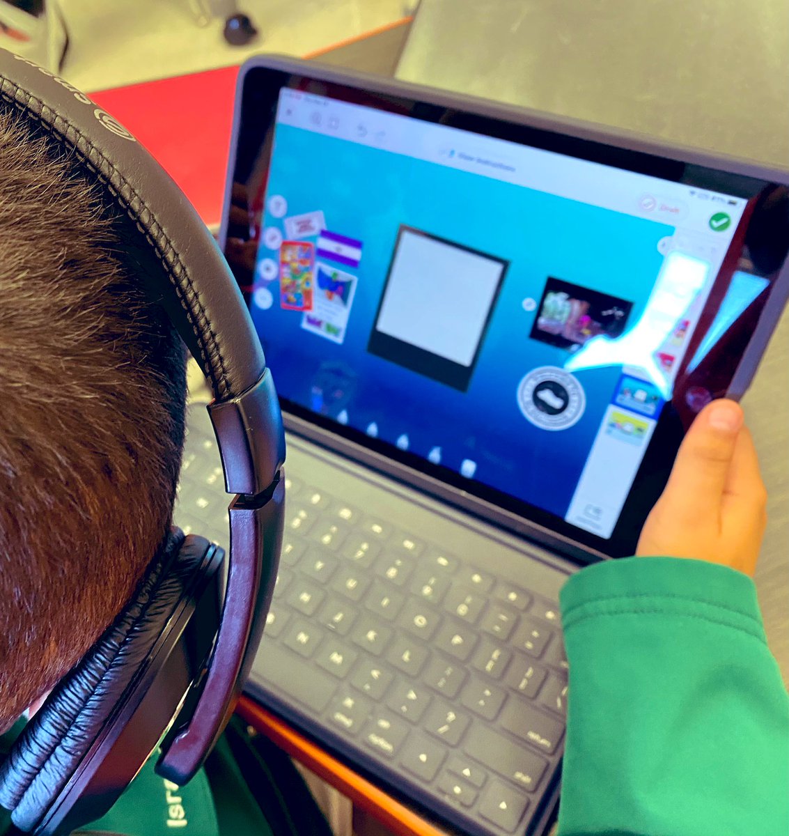 indiramoreno000's tweet photo. ✨Connecting class content to my students’s personal lives by learning through digital books,videos, and activities about heritage ✨🌎💕 #2PLwars #HBGnewhope @PersonalizeDISD @HBGonzalezPLA @dallasschools https://t.co/CcuGlIM3TA