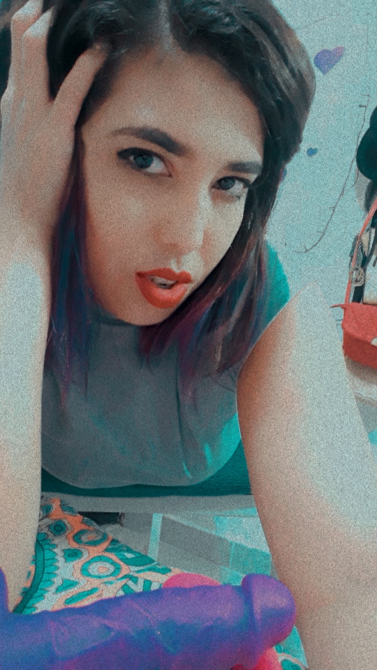 Follow me on #onlyfans https://t.co/rN7AG9SXrE https://t.co/WzNYs7l2aL