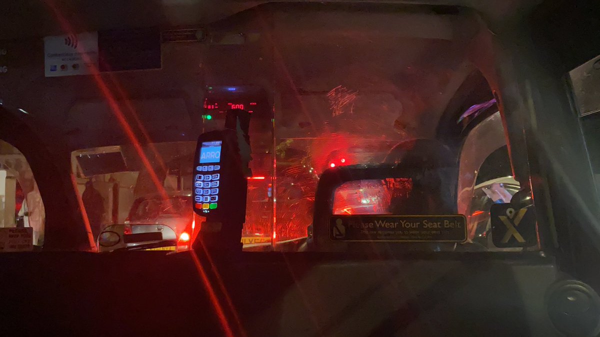 whizzylaw's tweet image. Some things don’t change. Smooth journey with @GWRHelp (thank you) then stuck in traffic by #HydePark. #Mask #COVID19 #adventures