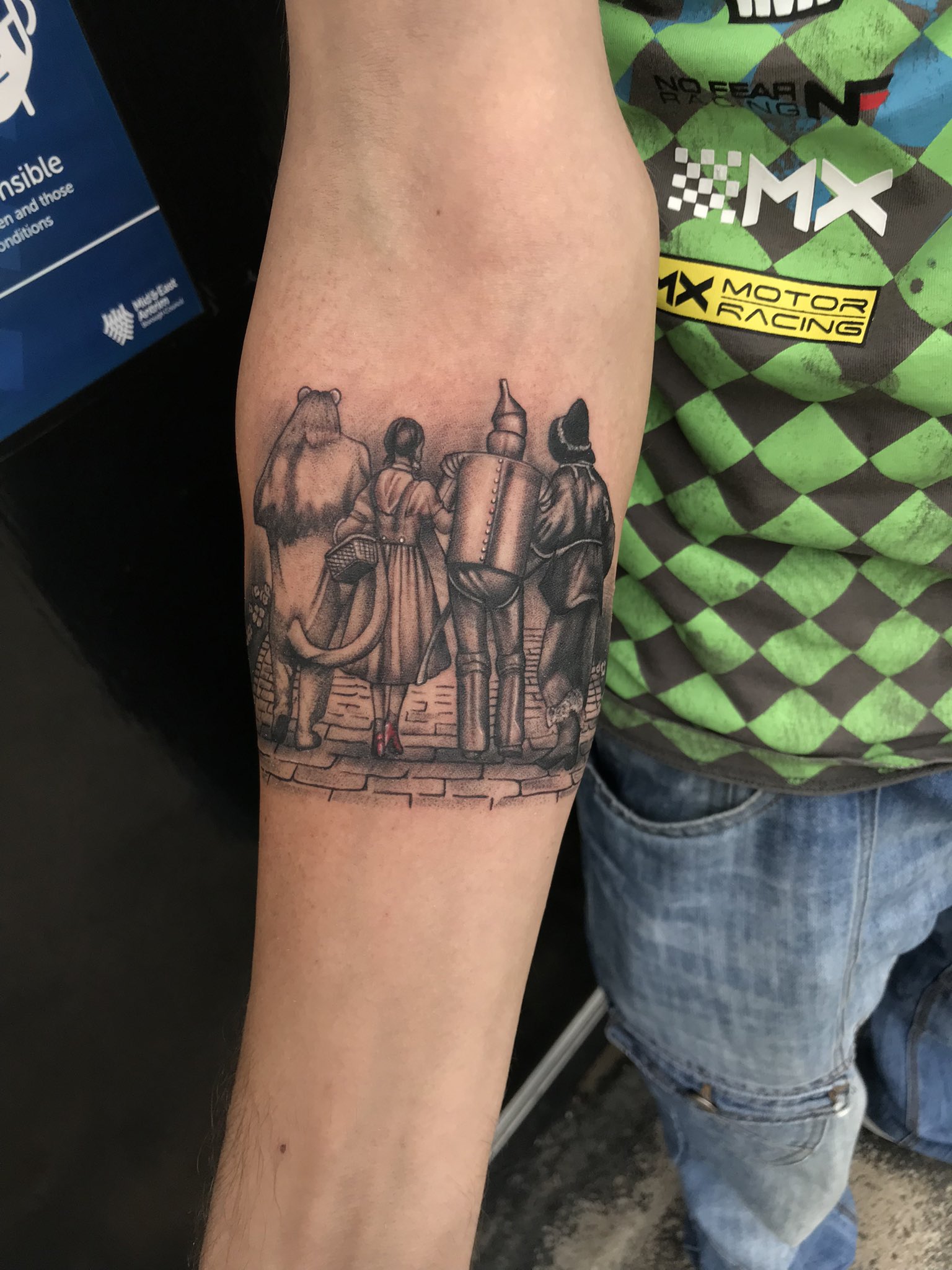 Did this wizard of oz tattoo in  SpecialEffects Tattooing  Facebook