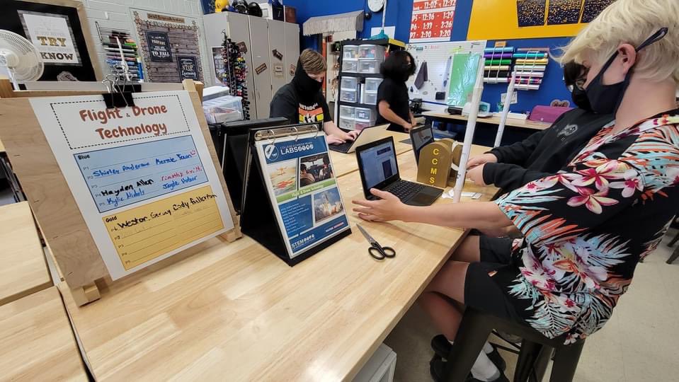 CrookCte's tweet photo. CCMS students in Mrs. Katzenberger's CTE/Careers class are learning about veterinary medicine, construction, drone technology, video production, energy, and more.Students explore different modules, that are linked to the high school so the learning continues. @PaxPatLearning https://t.co/G3Vtmcrv3v