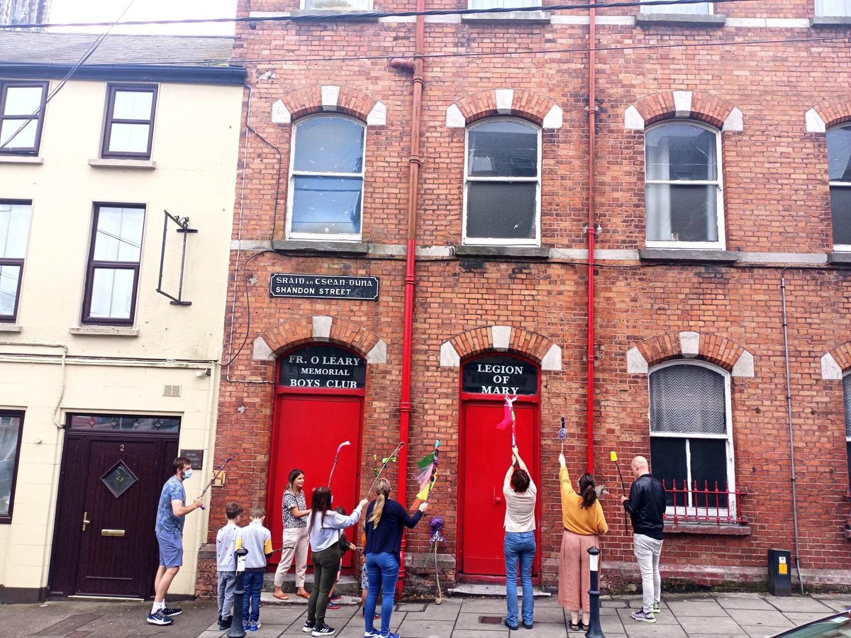 StevieGrainger's tweet photo. At @itsthenewschool we’ve also been 
putting spells on empty buildings to transform them into community-owned places for the future with the Magical School by Eszter Nemethi &amp; Eve Olney at the #LivingCommons #derelictcork https://t.co/weyElBuTMn