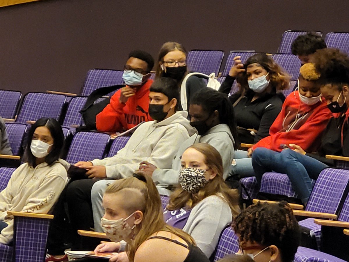 We had so much fun on a college campus visit to <a href="/KState/">K-State</a> for <a href="/TPS_501/">Topeka Public Schools</a>!

EOC is proud to support seniors from <a href="/HighlandParkHP/">Highland Park HS</a>, <a href="/THS_Trojans/">Topeka High School</a>, <a href="/TPSTWest/">Topeka West HS</a> who spent the day exploring K-State's campus to discover if it is the right college for them.

#TRIOworks