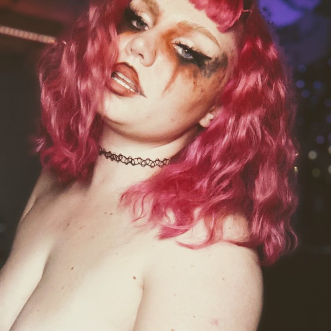 #NewProfilePic https://t.co/eIQxBud3mI<a href="/tag/newprofilepic"class="tags">#NewProfilePic</a>