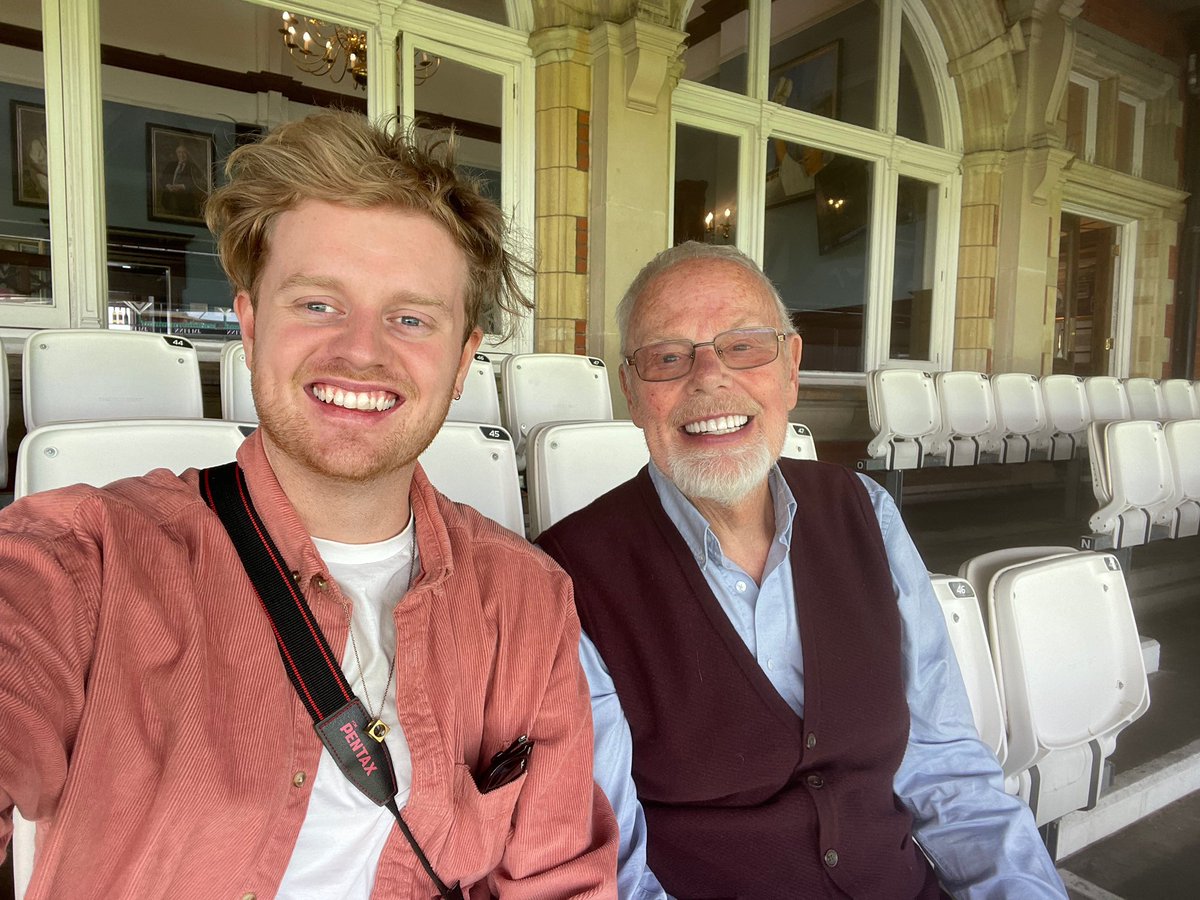 Bob Harris 💙 tweet media