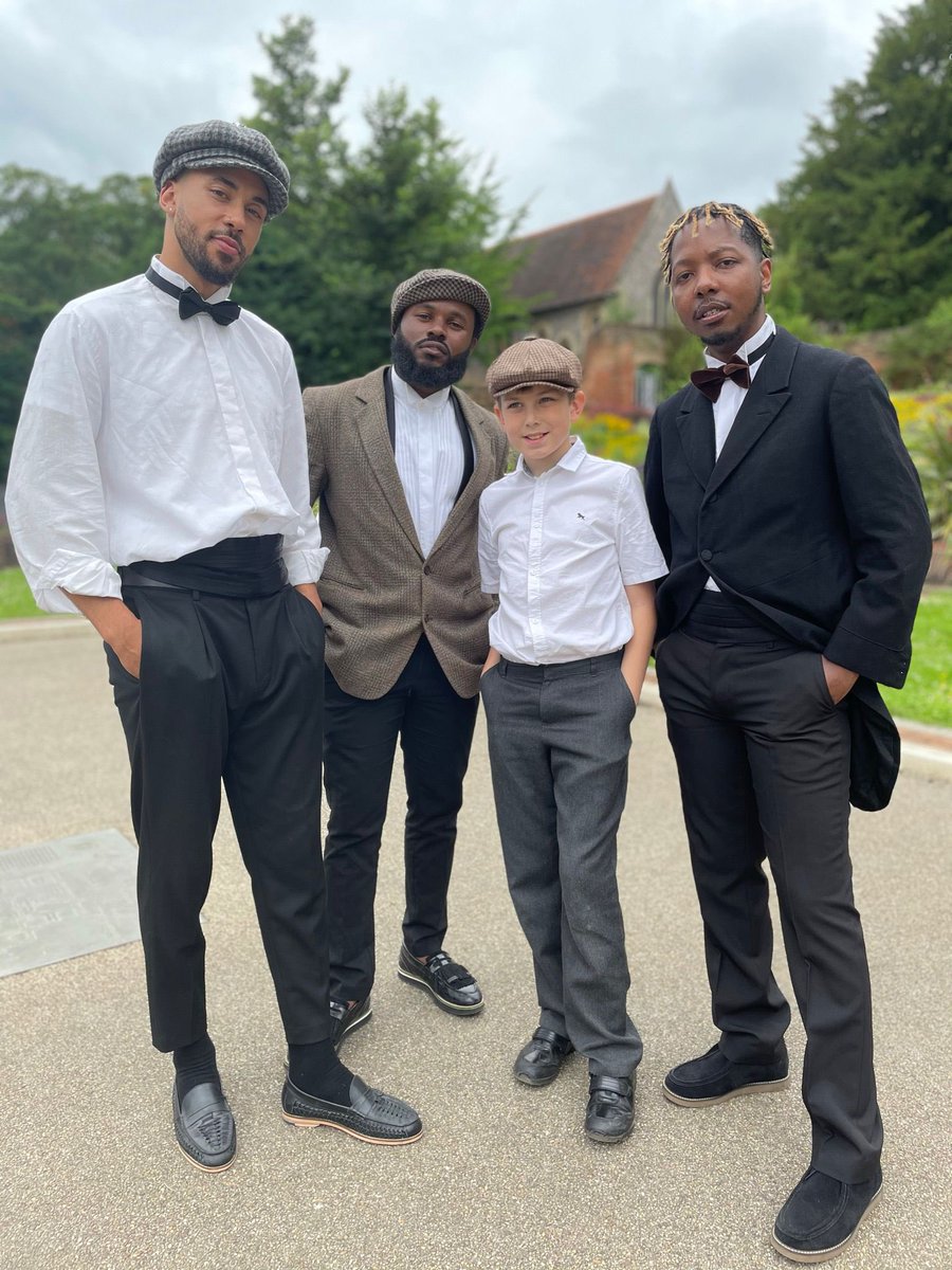 L2ROfficial's tweet photo. Mona Lisa Is OUT TOMORROW 

Are ya ready 😱👀😈

Audio (OUTNOW) link in bio ✨

#monalisa #newmusic #audio #outnow #LinkInBio #letsgo #rt #suitandtie #fly https://t.co/sEb7gCAXgv