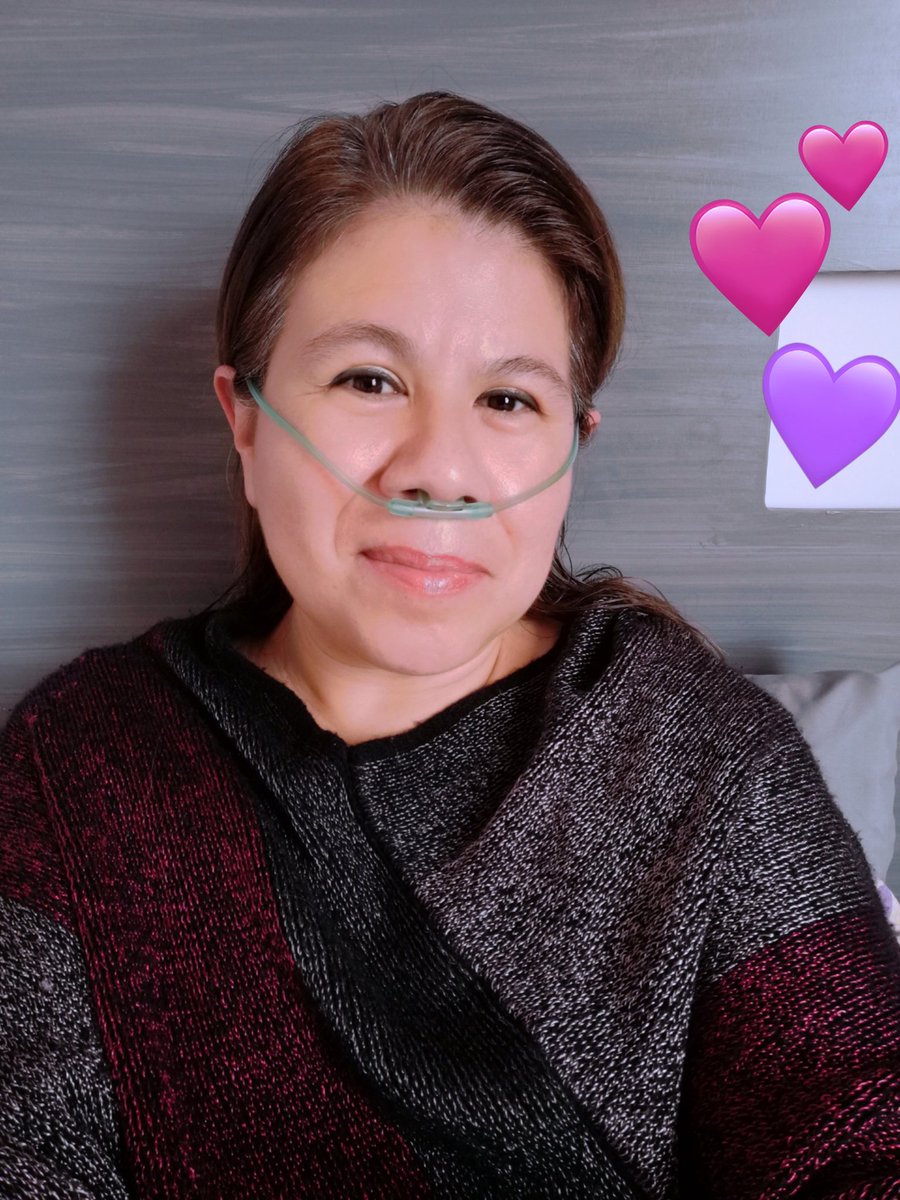 monisfranco's tweet photo. #COVID19 Día 15
Estoy mejorando pero aún dependo del oxígeno artificial. Les mando mi mejor sonrisa para que sepan que sigo en la lucha.
Gracias por tantas muestras de afecto, mensajes, medicamento y comida a la puerta de mi casa.
#Insurrecta 💚 https://t.co/MPw1uskebV