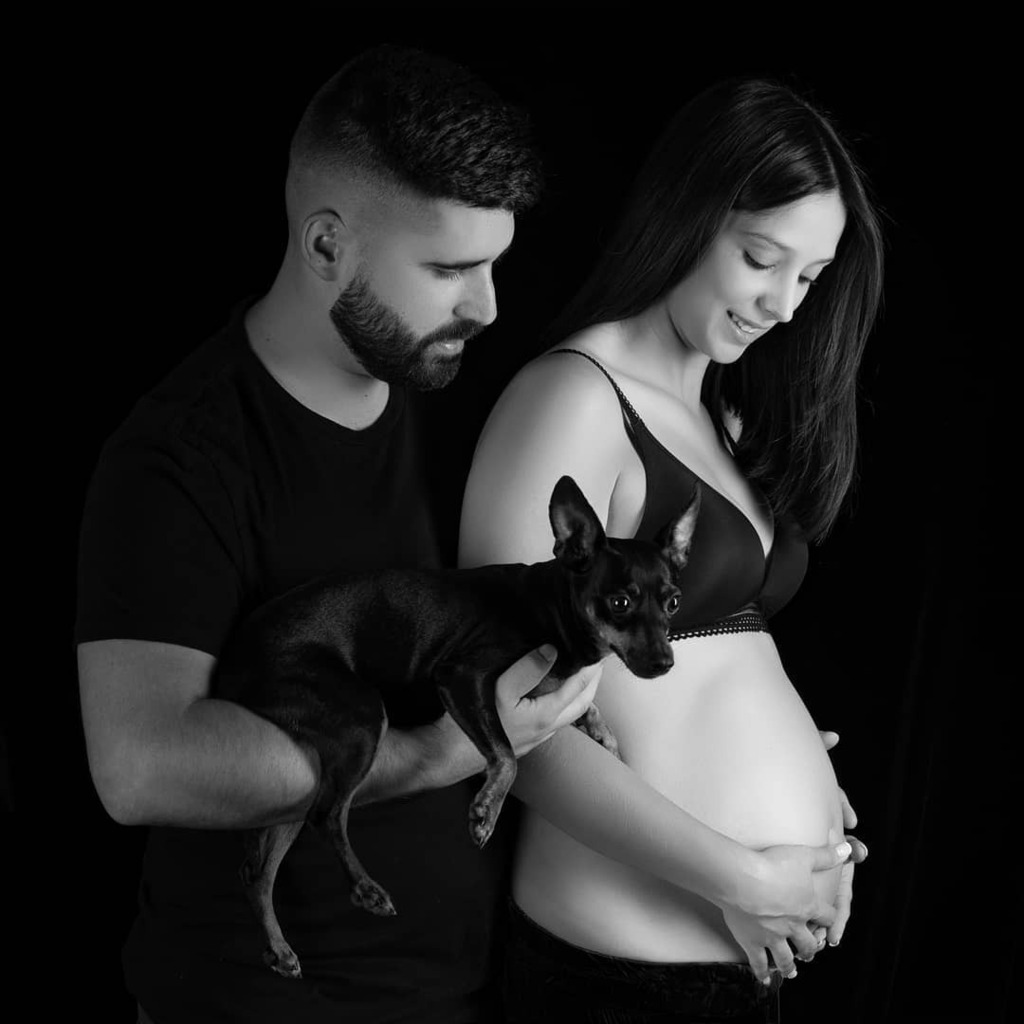 El batec del teu cor. #titfotograf #sessioembaras
#newborn
Si estàs esperant un #bebe demana hora per la teva sessió
tel. 972580506 instagr.am/p/CULKXv4s_4q/