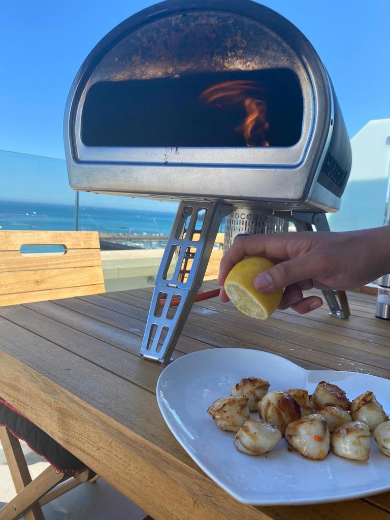 jadesfisheries's tweet photo. Some bank holiday seafood inspiration! Anyone else thinking of using those BBQs one last time before winter comes?
#jadesfisheriesjersey
#jadesfisheries
#cornriots
#cornriots2021
#bankholiday
#jerseyci
#jerseychannelislands
#jerseyislandlife
#jerseyisland
#seafood https://t.co/VxNBa2m1LU