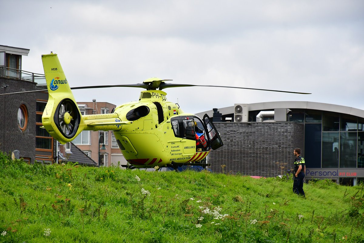 Traumahelikopter naar ‘t Hert in Leidschendam