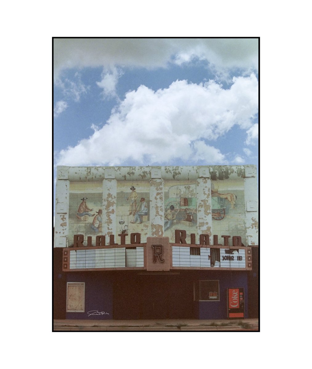 NotJamesParsons's tweet image. Rialto.

7/7/2021

.
.
.

#35mm #35mmfilm #kodak #portra800 #35mmphotography #brownfield #texas #theaters #wanderlust #travel #travelphotography #filmphotography #film #photooftheday #analog #filmcommunity #shotonfilm #shootfilm #drivebyfilm #streetphotography #madewithkodak
