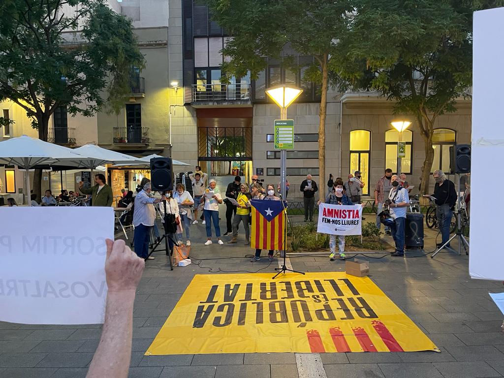 SabadellDC's tweet photo. Dos anys de l'operació Judes. Davant la repressió d'Estat, la independència és l'única via per a la llibertat! https://t.co/8mOr7rgZwI