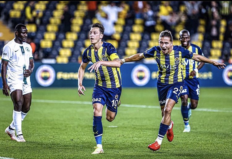 O an ! #Fenerbahce @MesutOzil1088 #özil