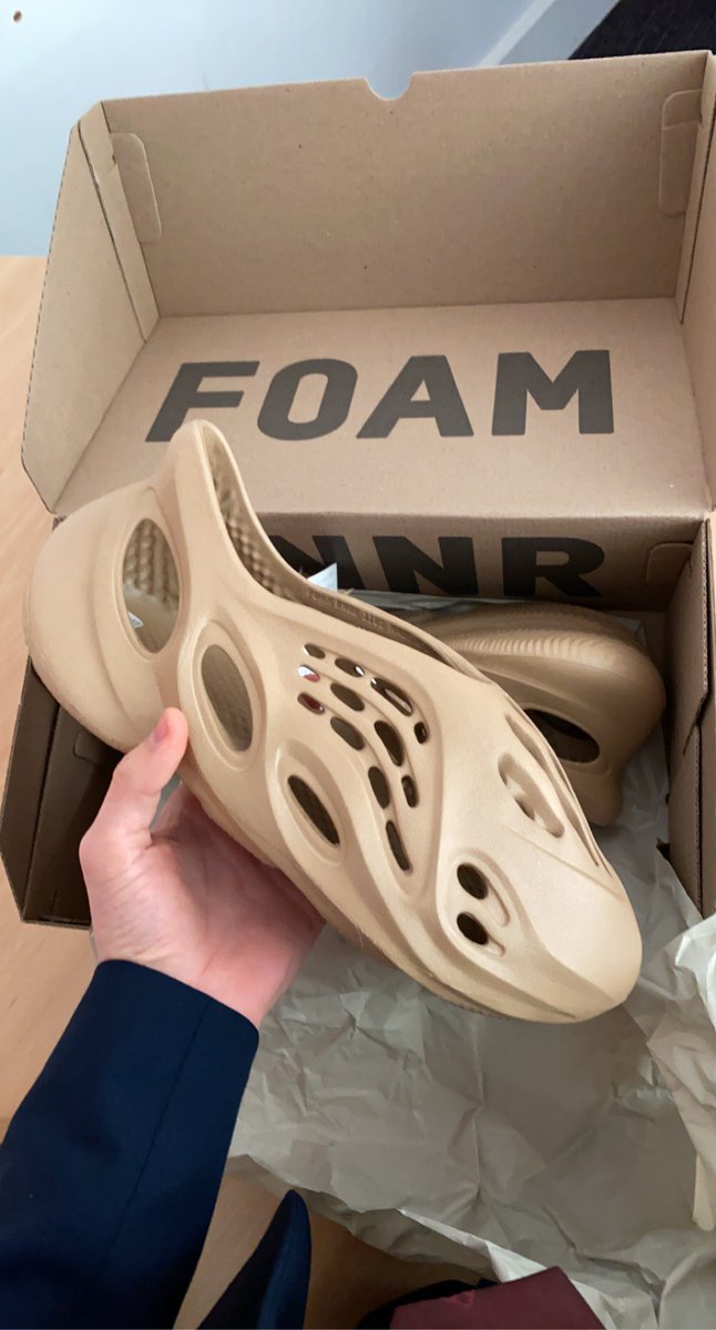 Oliver James tweet media