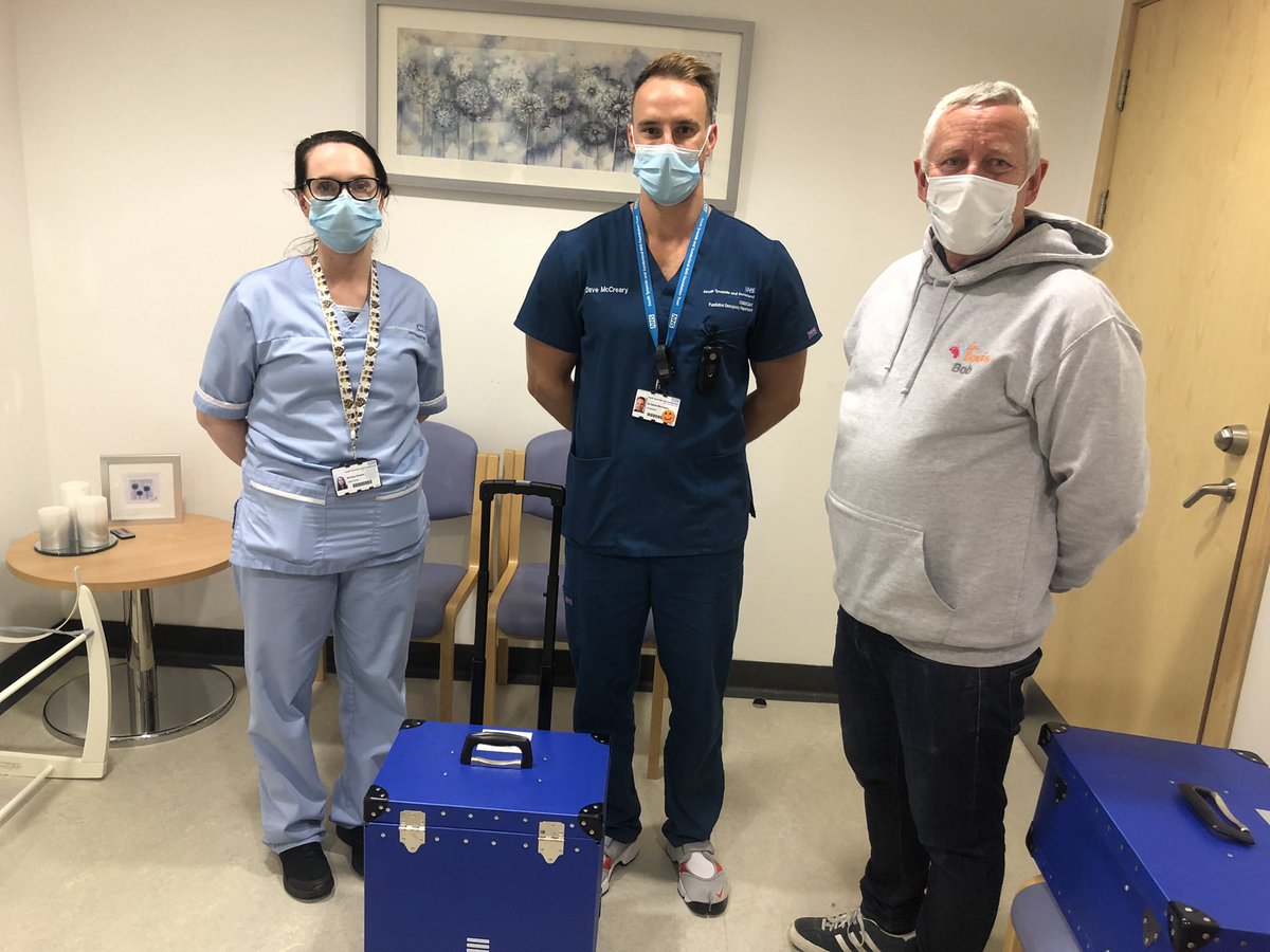 _4Louis's tweet photo. We were delighted to donate a cuddle blanket to Sunderland Royal Hospital. This was donated to children’s accident and emergency. The unit was funded by children are butterflies and Rust Bucket Rally 2019. #4louis #flexmort #sunderlandroyal #accidentandemergency #cuddleblanket https://t.co/Sq5etwWID5