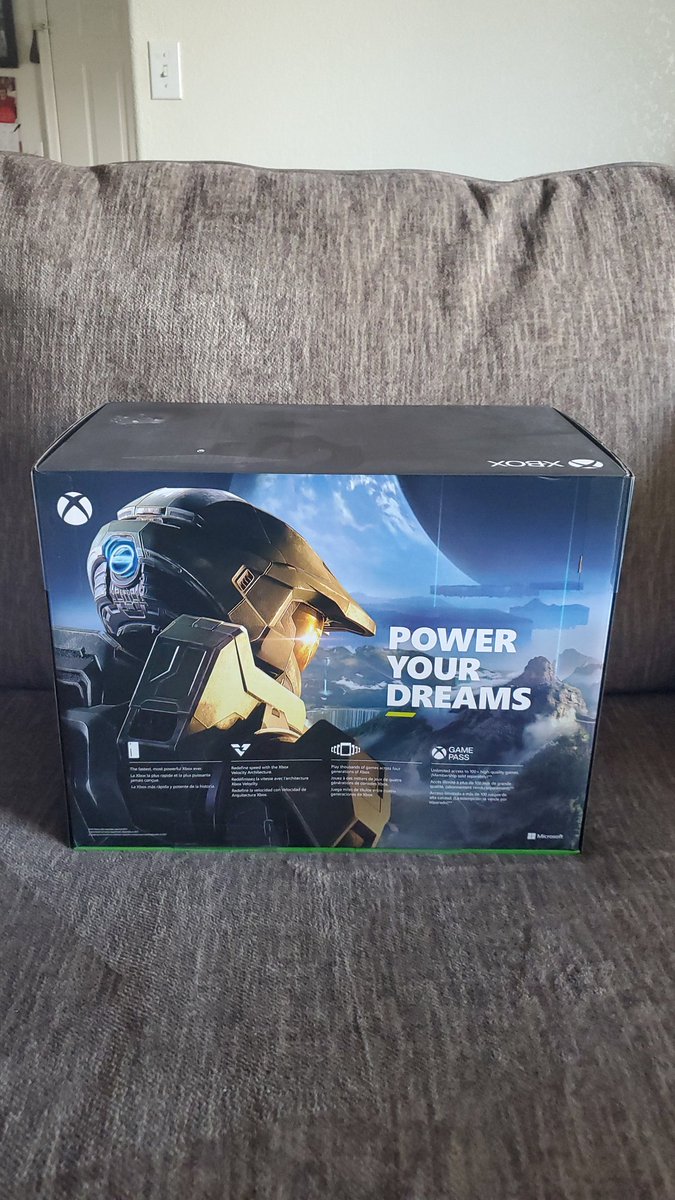 Gabemora's tweet photo. @mattswider hell yeah buddy. Thank you. Ordered on August 25th and just got it today from Walmart. https://t.co/25EOEz4rxc