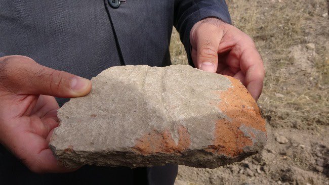 cankiri_iktm's tweet photo. Çankırı'nın Eldivan ilçesinde, höyük ile ilgili yapılan yüzey araştırmasında, antik Yunan ve Roma dönemlerine ait buluntulara rastlandığını belirtildi.
#eldivan #höyük #buluntu #cankiri #cankirikulturturizm @karatekinUni https://t.co/nU8dj0lzEh
