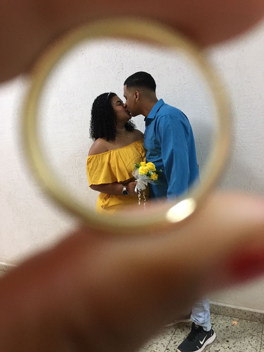 CLSouza11's tweet photo. Assim, eles já não são dois, mas sim uma só carne. Portanto, o que Deus uniu, ninguém separa” 

Mateus 19:6. https://t.co/aneEf0DAGy