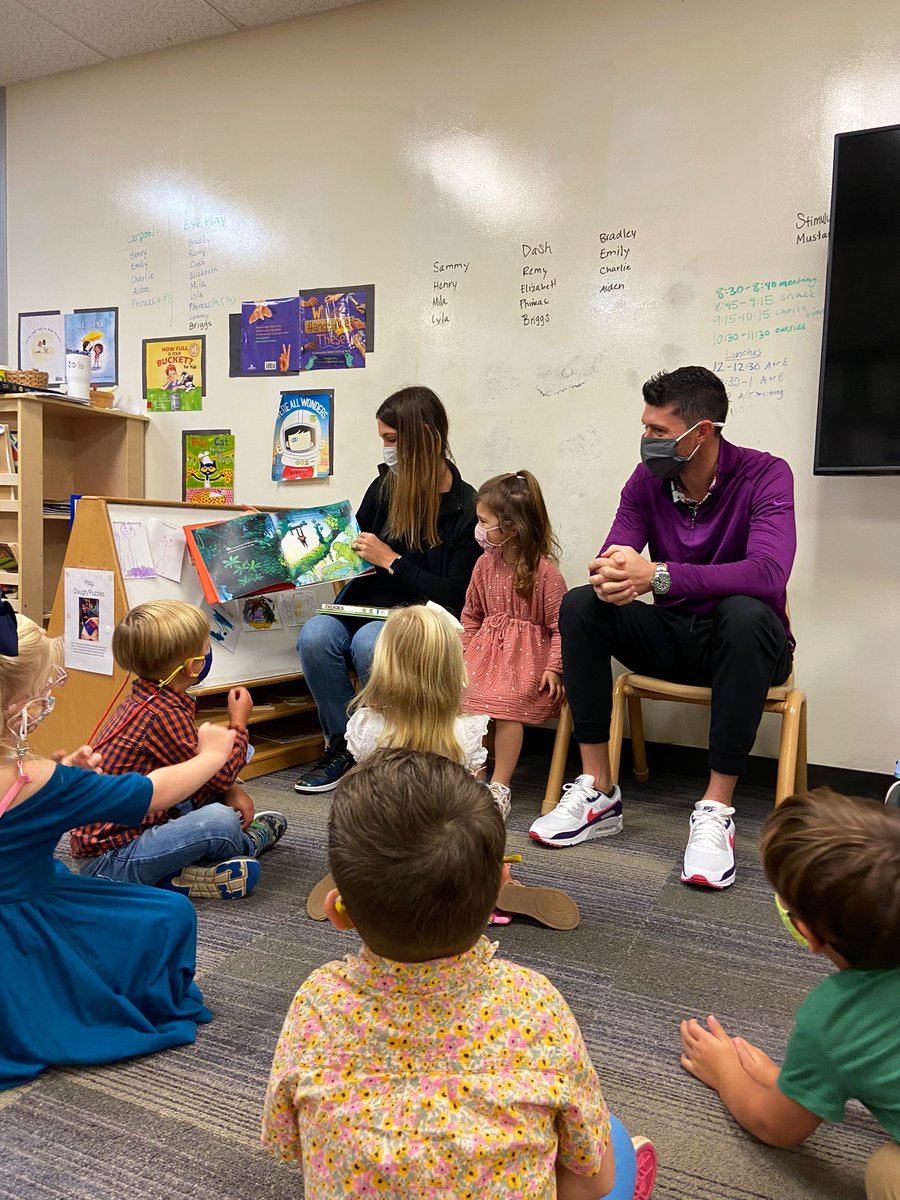 Anne Riley tweet media