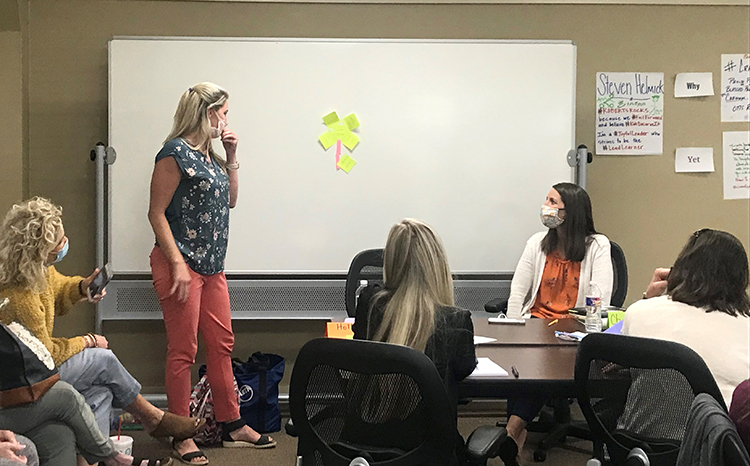 ArkansasLeader1's tweet photo. #MasterPrincipal Program Phase I participants share out during a Conceptual Understanding activity with @PeterMDeWitt. #arkansasleadershipacademy https://t.co/VtcCe8nITo