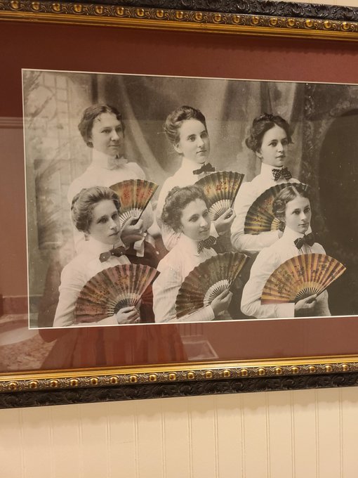 OnlyFans 100 years ago be like....  #onlyfans https://t.co/mPUHbPfqfV<a href="/tag/onlyfans"class="tags">#onlyfans</a>