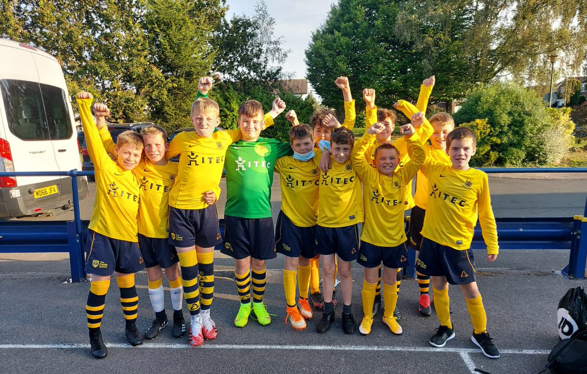 CastlePE tweet media