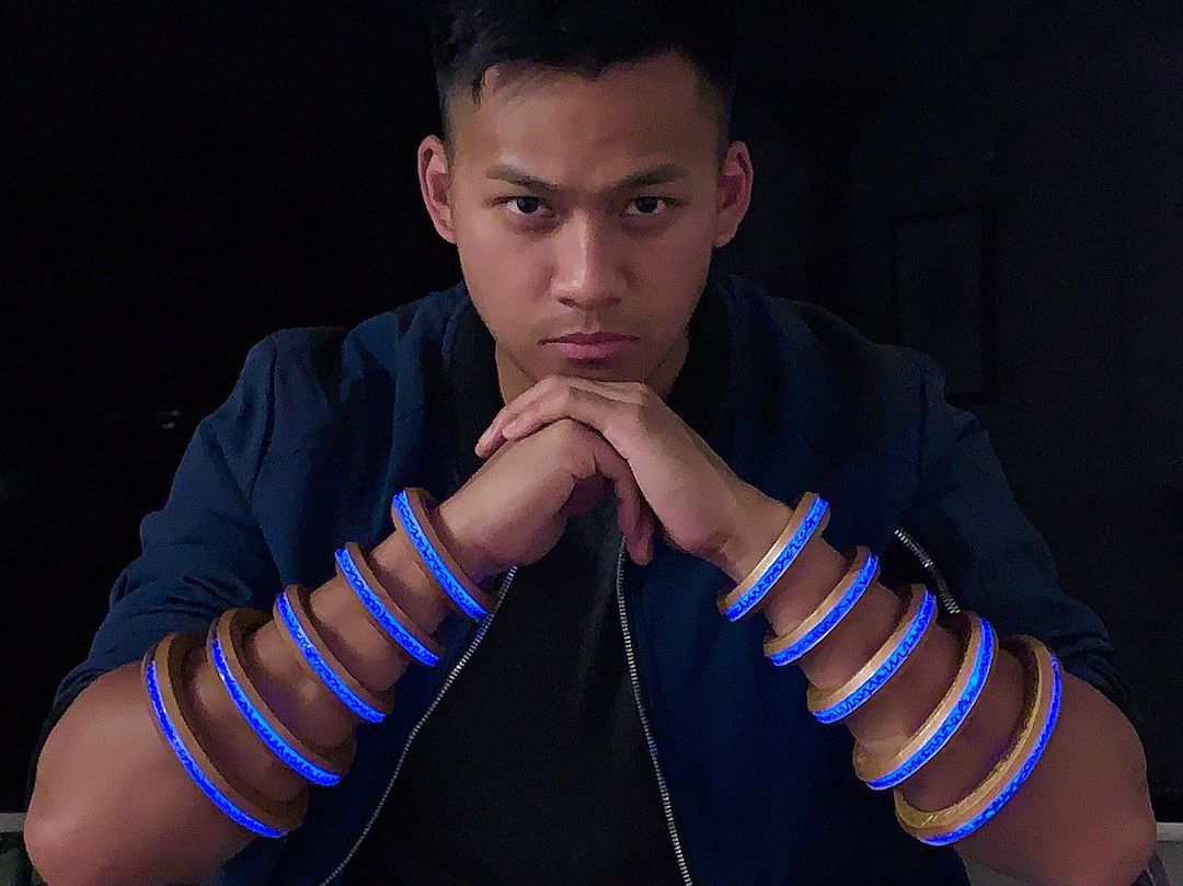 Marvel's tweet photo. Harness the power of the Ten Rings with these fans' DIY creations for the latest #MarvelMission! 💥 

Brandon Gregory
Merel Jansma
Gregory Enriquez
Sujain Aziz

See more here: https://t.co/SYO9gGu9mz https://t.co/2dPijKWklU