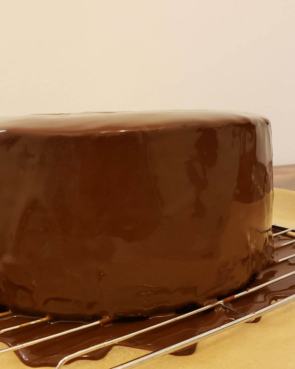 Kiki's Delivery Service: Chocolate Cake 😼

#ghibli #ghiblistudios #kikisdeliveryservice
